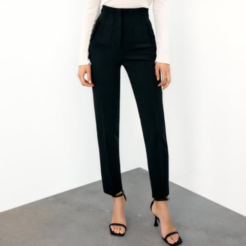 Zara high waisted pants in black